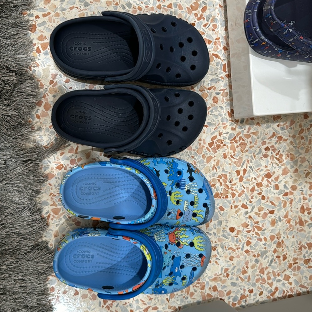 Crocs